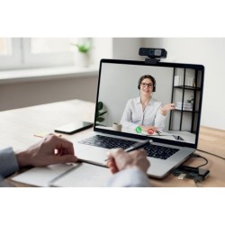 Hub kensington ch1200 usb-c de 10gbps cargador y 4 puertos usb-a 3.2