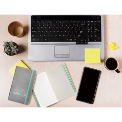 Cuaderno con gomilla antartik notes tapa blanda a6 cuadricula gris y turquesa 100 hojas 80 gr fsc