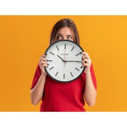 Reloj q-connect de pared de plastico redondo 34,4 cm movimiento silencioso color negro