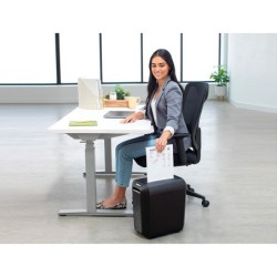 Destructora de documentos fellowes lx-65 capacidad de corte 10 hojas p4 destruye grapas clips y tarjetas