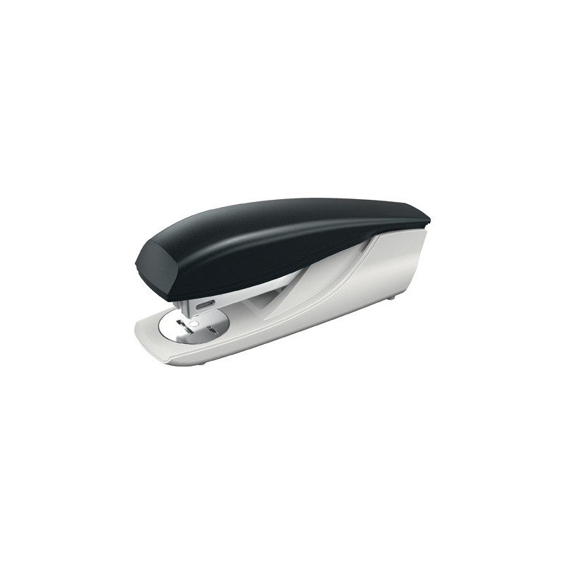 Grapadora petrus 235 color negro capacidad 20 hojas usa grapas 22/6 24/6 y 26/6