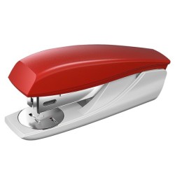 Grapadora petrus 210 rojo capacidad 25 hojas