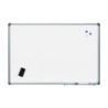 Pizarra blanca rocada acero vitrificado magnetico marco aluminio y cantoneras pvc 90x60 cm incluye bandeja para