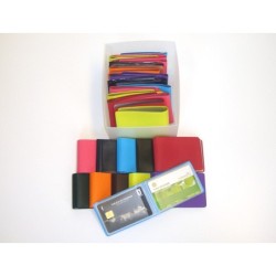 Portatarjetas de credito pvc base opaca capacidad 10 tarjetas expositor de 30 unidades colores surtidos