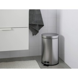 Papelera metalica q-connect con pedal cromada 32x21 cm capacidad 6 litros