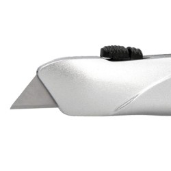 Cuter q-connect metalico ancho retractil con mecanismo de bloqueo cuchilla 18 mm xd-53 blister 1 unidad