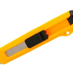 Cuter q-connect plastico ancho cuchilla 18 mm xd-11 blister 1 unidad