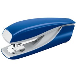 Grapadora petrus 635 azul capacidad 30 hojas