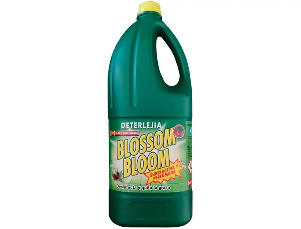Lejia Blossom Bloom Desinfectante con Detergente Perfume Pino Botella 2 Litros